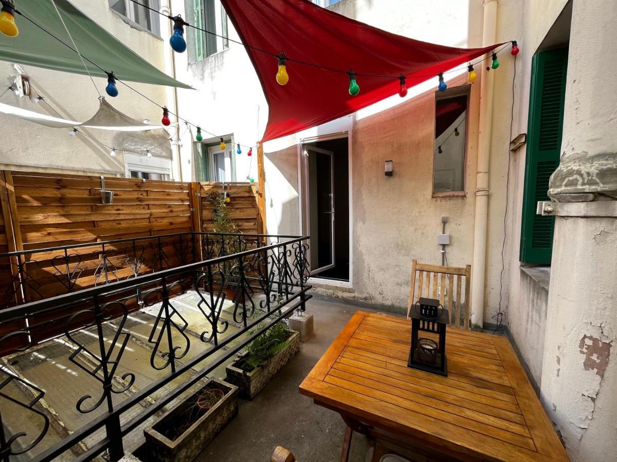 Escapade A Lourdes Dans Beau T2 Avec Terrasse - Proche Gare Et Centre Ville Exterior foto